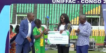FOOTBALL SCOLAIRE : L’EQUIPE FEMININE DU CEG MFILOU REMPORTE LE TROPHEE DE L’UNIFFAC