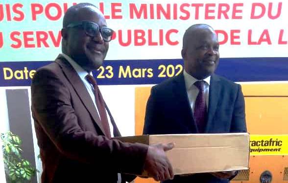 DES MATERIEL ET  EQUIPEMENTS INFORMATIQUES POUR ACCROITRE LES PERFORMANCES DU MINISTERE DE LA QUALITE DU SERVICE PUBLIC ET DE LA LUTTE CONTRE LES ANTIVALEURS