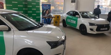 Entrepreneuriat : Gozem donne dix taxi à ses champions