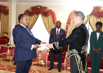 Présentation des lettres de créance de l’ambassadeur du Kazakhstan au Congo