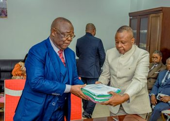 Passation à la préfecture de Brazzaville : Yves Bodlr Ngongo prend les commandes du département