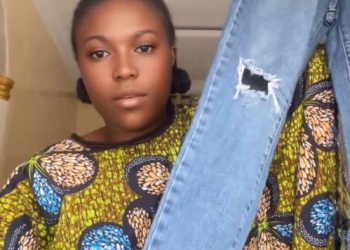 La débrouillardise: quand le téléphone devient un bureau.