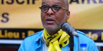 DONALD FYLLA SOUHAITE REDYNAMISER DIABLES NOIRS