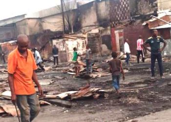 DRAME : 38 MILLIONS D’UN COMMERCANT CONSUMES DANS L’INCENDIE D’UNE GALERIE A MOUNGALI