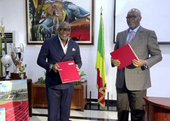 FOOTBALL / FORMATION : LE MINISTERE DES SPORTS ET BASILE BOLI ACADEMY SIGNENT UN ACCORD