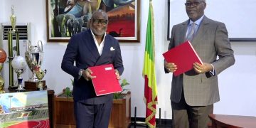 FOOTBALL / FORMATION : LE MINISTERE DES SPORTS ET BASILE BOLI ACADEMY SIGNENT UN ACCORD