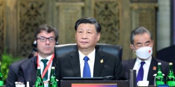 RELEVER ENSEMBLE LES DÉFIS DE NOTRE ÉPOQUE ET BÂTIR UN AVENIR PLUS RADIEUX