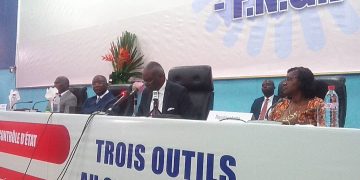 FORUM NATIONAL SUR LA GOUVERNANCE PUBLIQUE : LE GOUVERNEMENT ENTEND RENFORCER LA LUTTE CONTRE LES ANTIVALEURS