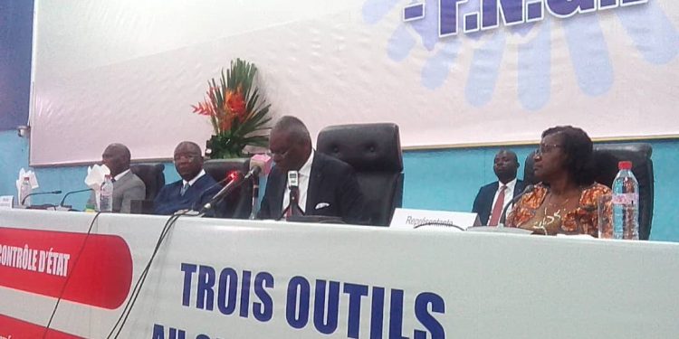 FORUM NATIONAL SUR LA GOUVERNANCE PUBLIQUE : LE GOUVERNEMENT ENTEND RENFORCER LA LUTTE CONTRE LES ANTIVALEURS