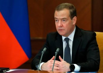 Article de Dmitri MEDVEDEV/ «L’humanité doit enfin se débarrasser de l’héritage du système colonial. Le temps des métropoles est révolu»