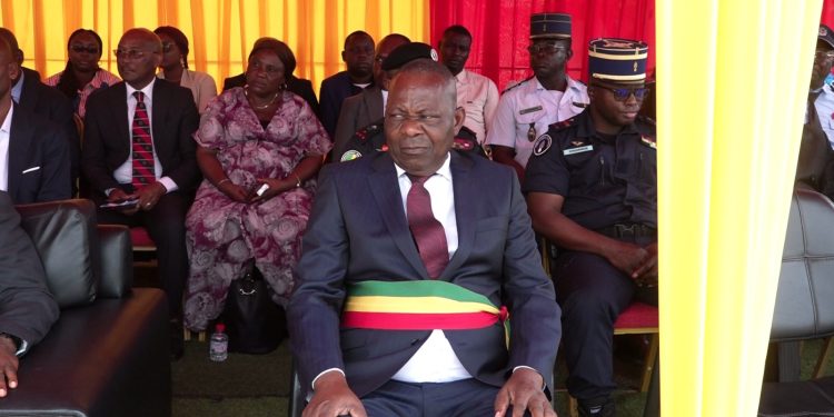 Alphonse Okouéré installé dans ses fonctions de sous préfet de Tchiamba Nzassi