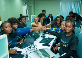 Hackathon à Akeni : ces jeunes femmes qui redessinent le futur du numérique congolais