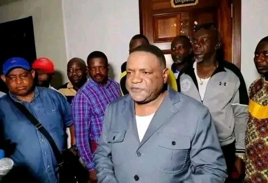 Boxe : Gaëtan Nkodia réélu président de la Fédération Congolaise de boxe